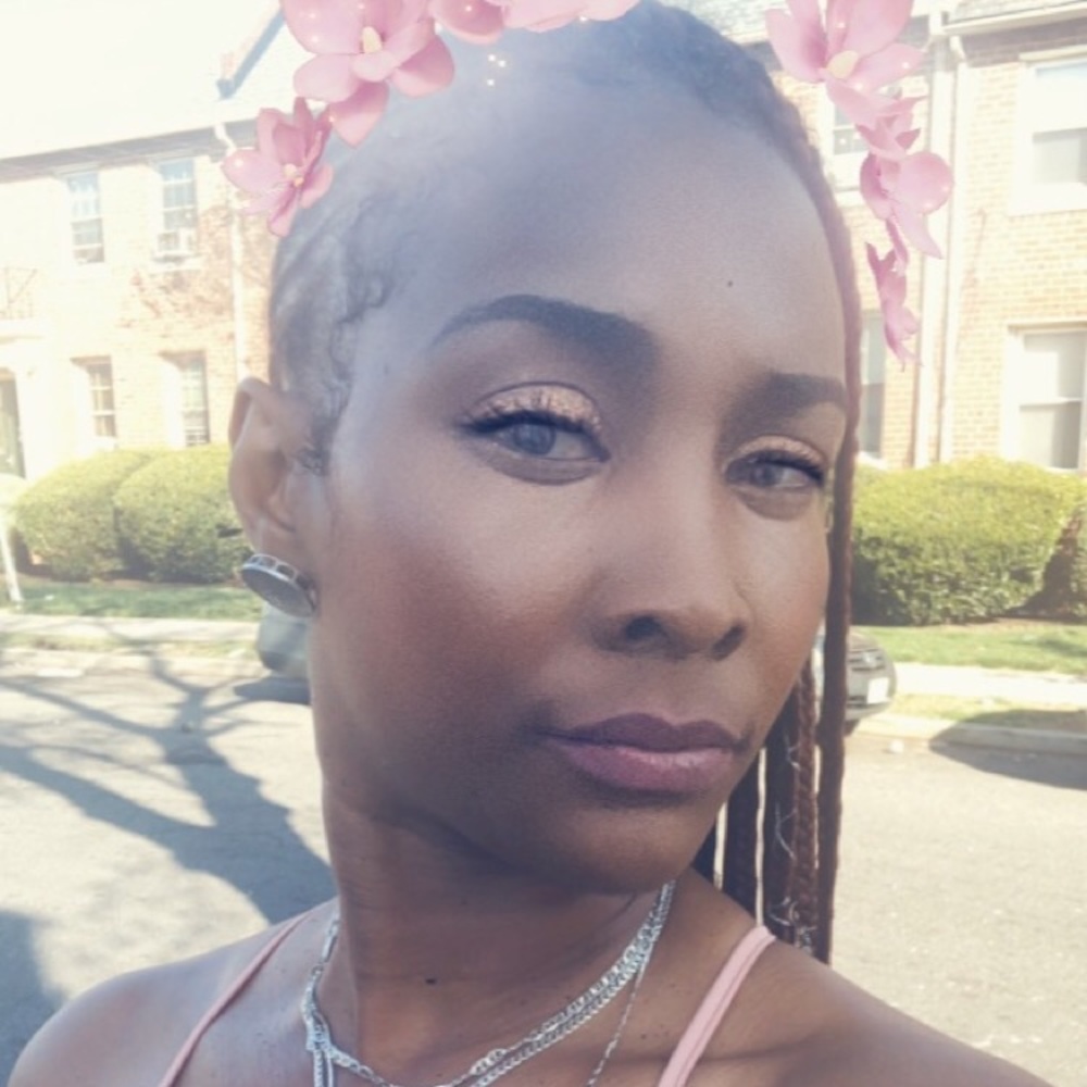 Meet your Posher, Lakita